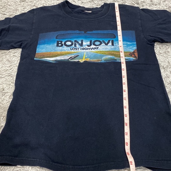 Unisex Graphic Tee Bon Jovi (Small to Medium) - Picture 4 of 5
